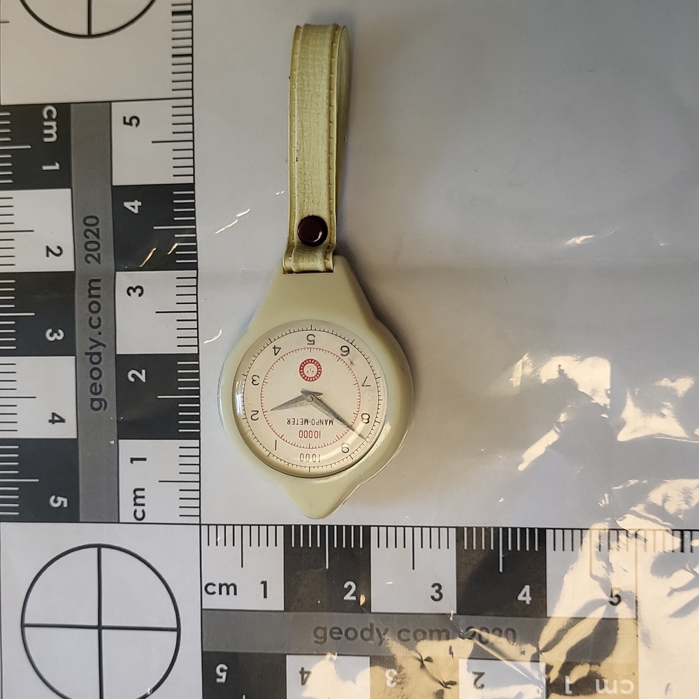 Manpo-Meter Step Counter/Watch - Picture 2 of 4